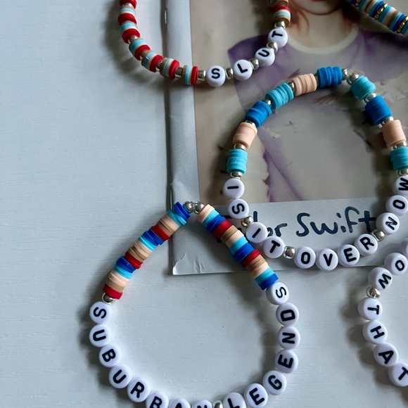 1989 T.V. Vault Track friendship bracelets - Picture 3 of 8